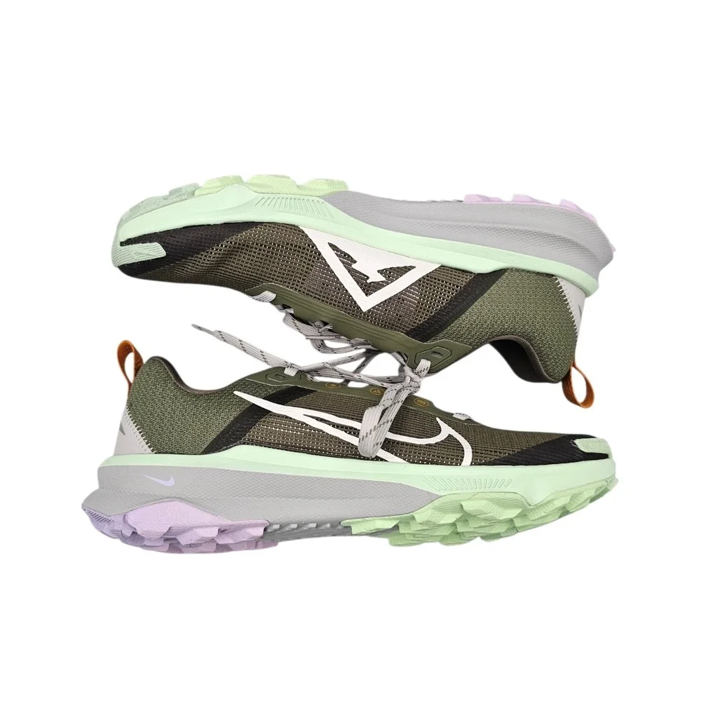 Nike Men's Size 7 US NWOB Kiger 9 Trail Running Shoes Olive/Lilac DR2693-201